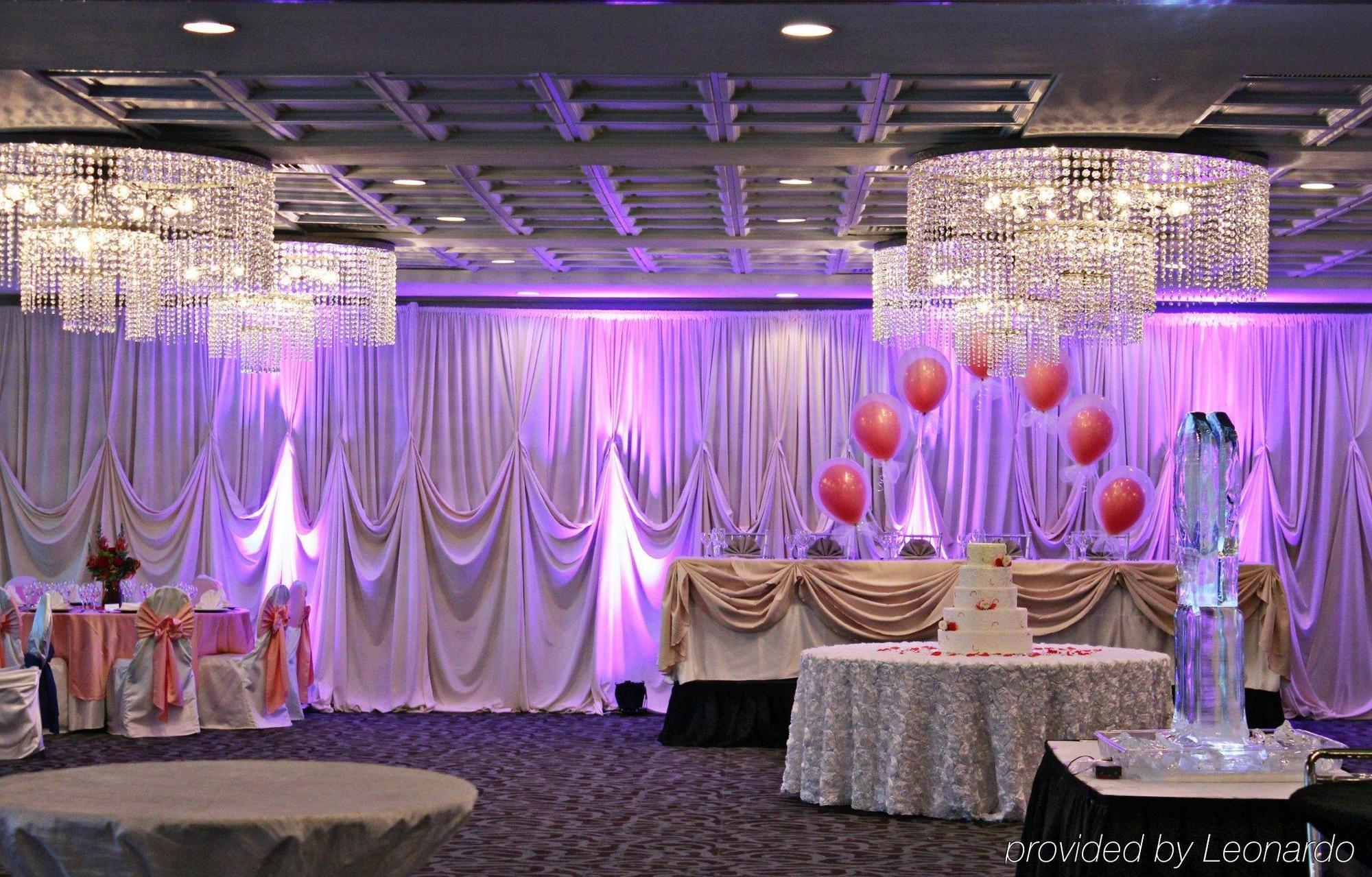 Hotel Wyndham Garden Schaumburg Chicago Northwest Restaurant photo