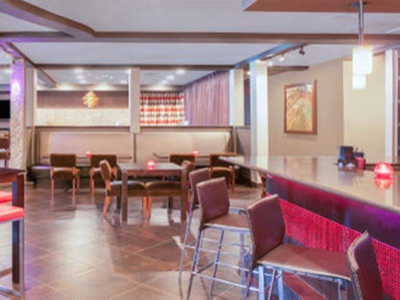 Hotel Wyndham Garden Schaumburg Chicago Northwest Extérieur photo